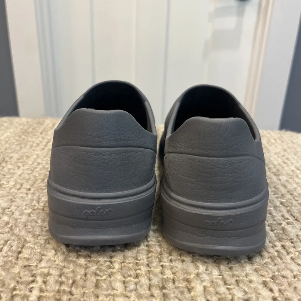 Gates+ Frontline PPE Womens Sz 7 Mens Sz 5 Dark Gray Slip On Nurse Nursing Shoes